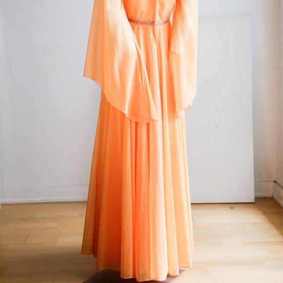 Vintage Empire Waist Beaded Wizard Sleeve Gown - Picture 7 of 10